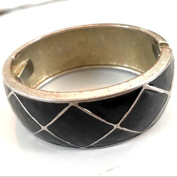 Vintage Enamel & Silver Tone Bangle Bracelet - Picture 1 of 5